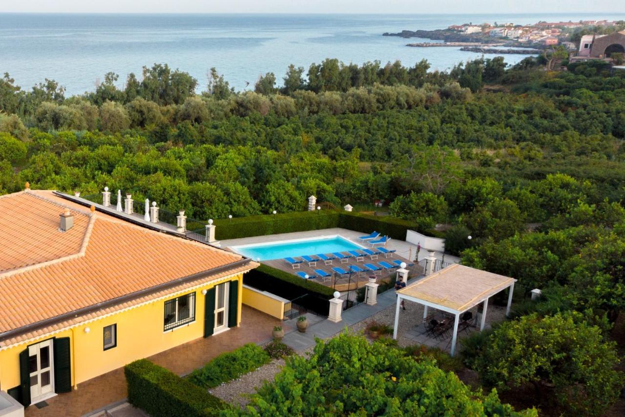 Zahra Agriturismo Acireale Exterior photo
