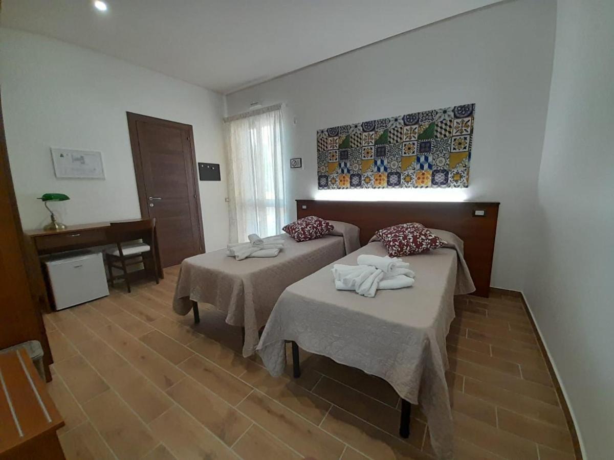Zahra Agriturismo Acireale Exterior photo